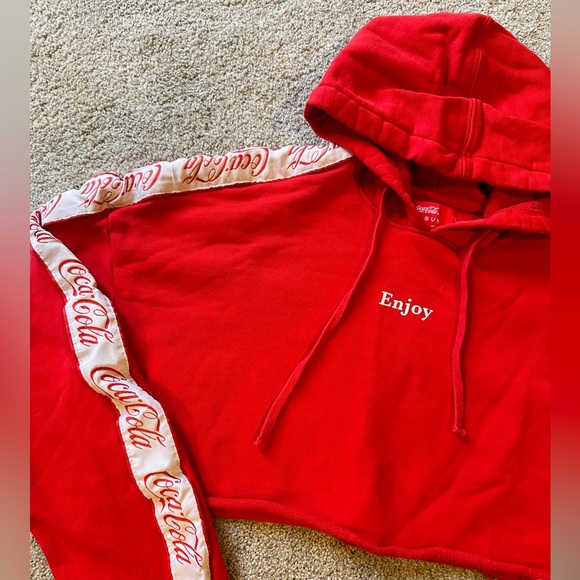 Vintage PacSun x Coca-Cola Cropped Hoodie - Size Small - Picture 2 of 6